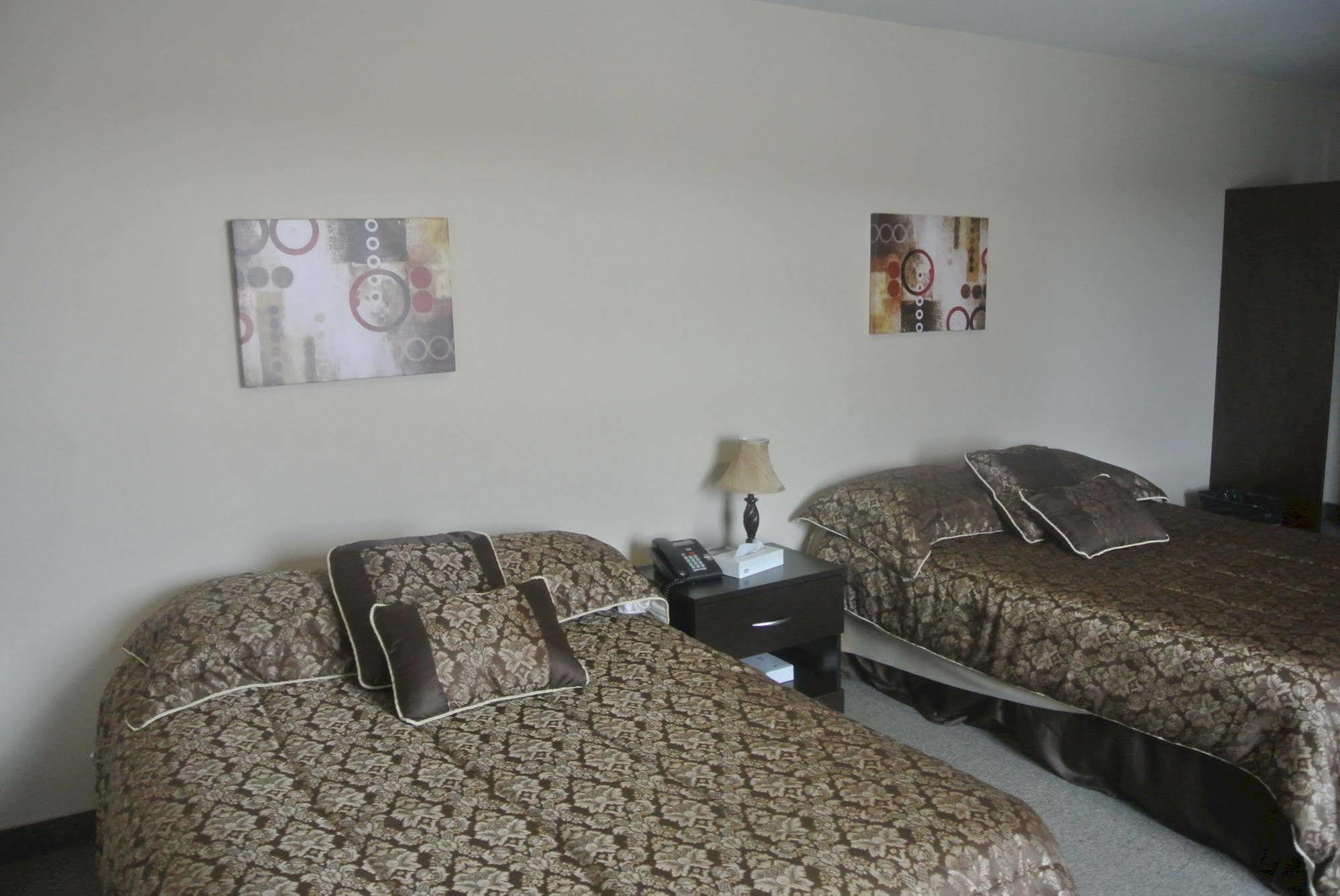 Motel Aux Ecluses Алма Екстериор снимка