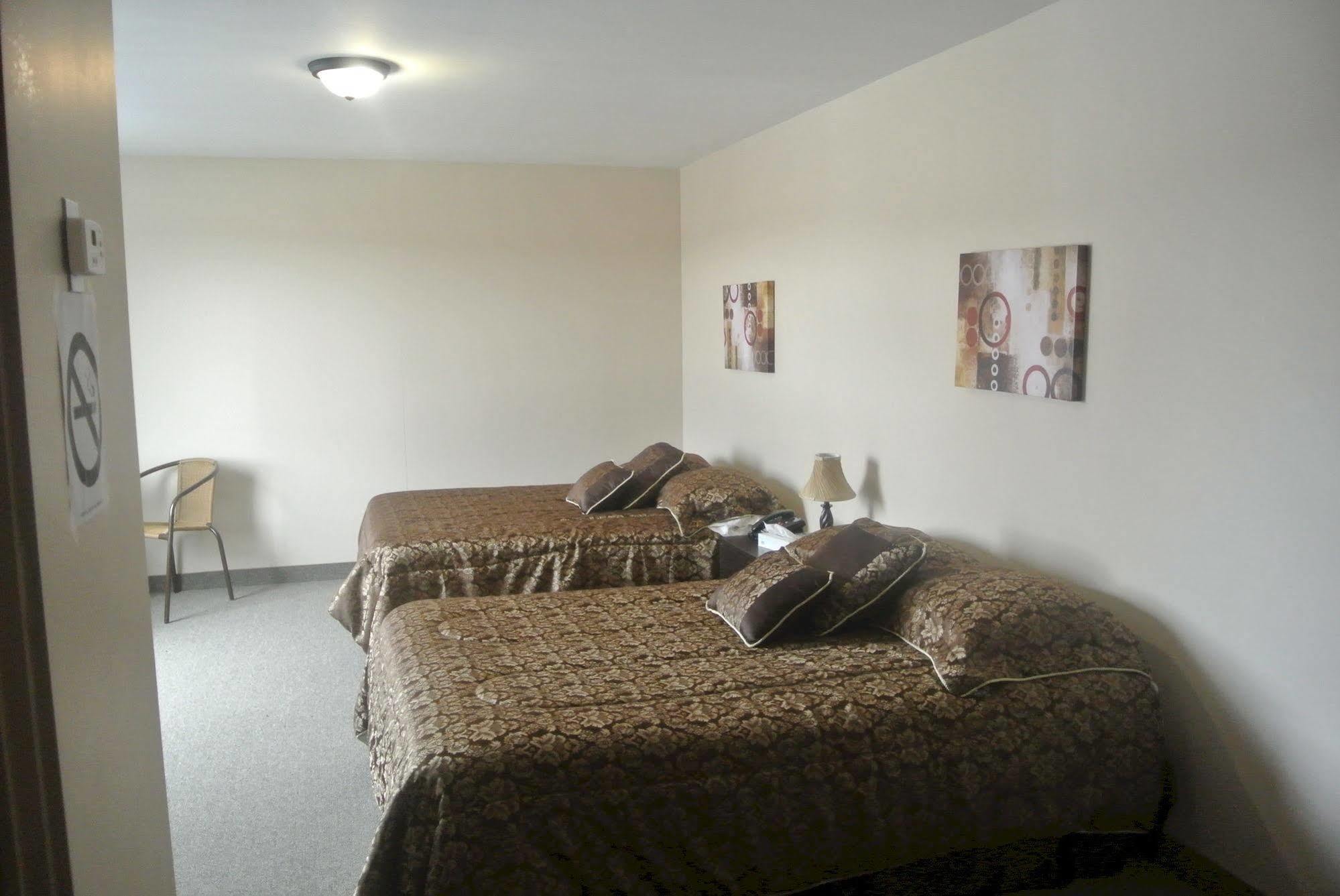 Motel Aux Ecluses Алма Екстериор снимка